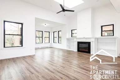 Main picture of 1428 W Jonquil Ter