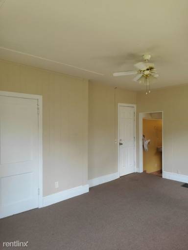 Main picture of 127 Elm St