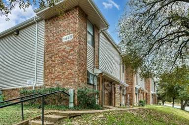 Main picture of 1445 Weiler Blvd