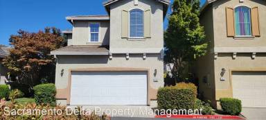 Main picture of 330 Dragonfly Cir