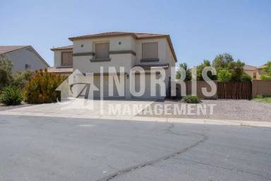 Main picture of 122 N Cholla