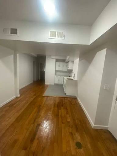 Main picture of 349 E 193rd St