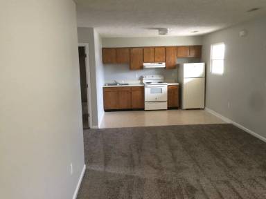 Main picture of 1213 W Main St
