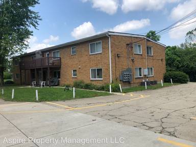 Main picture of 17 Vanderbilt Dr