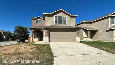 Main picture of 403 Walnut Crst