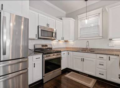 Main picture of 4802B Illinois Ave