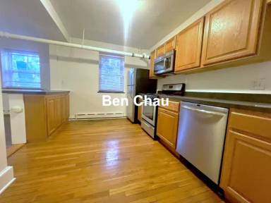 Main picture of 395 Broadway