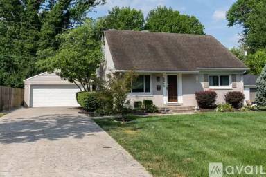 Main picture of 2510 Browns Ln