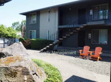 Main picture of 2615 NW Harrison Blvd