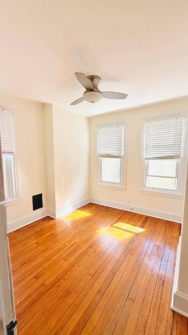 Main picture of 7136 Bryan St