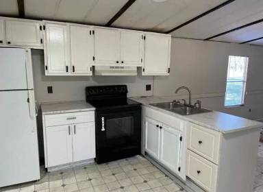 Main picture of 10378 94th St