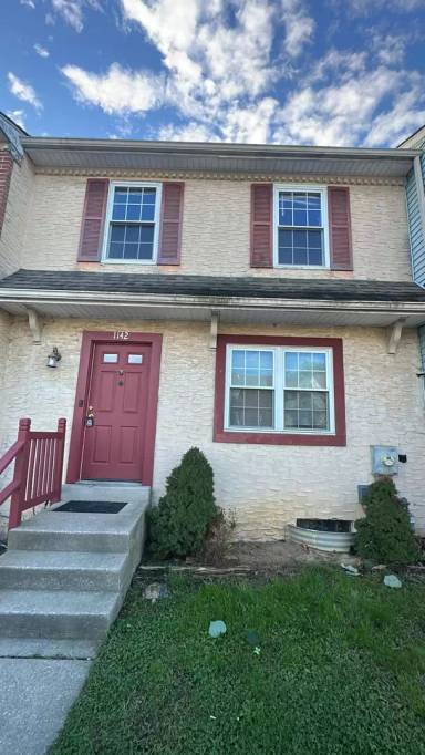 Main picture of 1142 Old Forge Rd