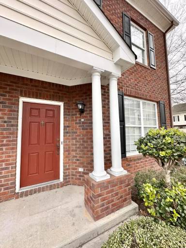 Main picture of 5872 Ludington Dr