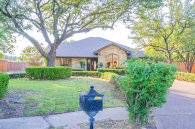 Main picture of 3317 Truxillo St
