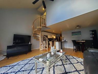 Main picture of 2 Oden Ave