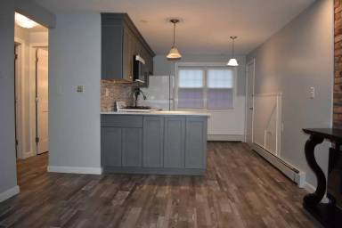 Main picture of 180 Tyngsboro Rd