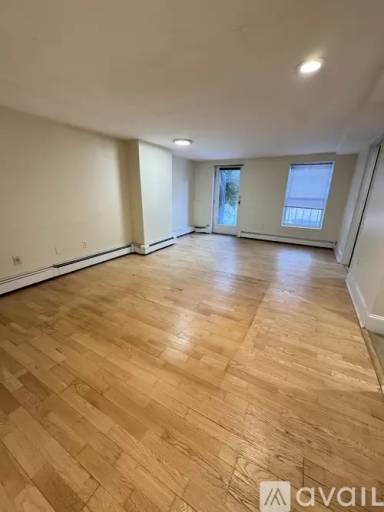 Main picture of 14 Yarmouth St