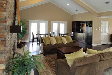 Main picture of Cypress Parc Apartments