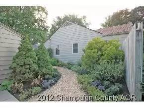 Main picture of 919 W Columbia Ave