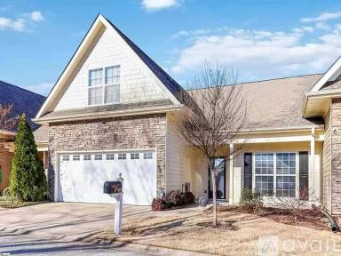 Main picture of 116 Ashgrove Ln