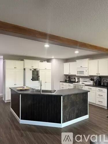 Main picture of 3359 Warsaw Rd