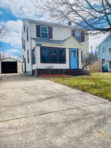 Main picture of 2256 Garfield Blvd