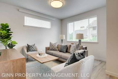 Main picture of Latitude 45 Apartments