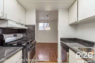 Main picture of 1156 S Foothill Dr