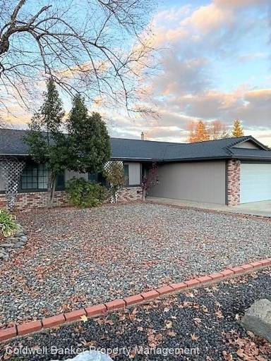 Main picture of 452 Woodhill Dr