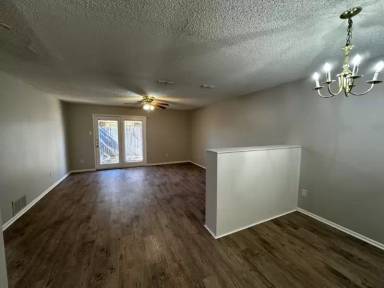 Main picture of 7303 Avenue X