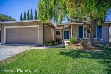 Main picture of 6717 Altiplano Way