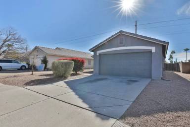 Main picture of 11453 E Cicero St