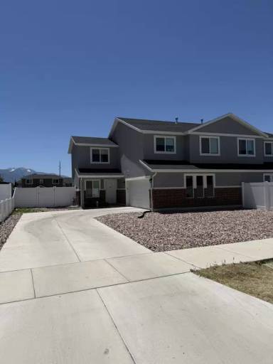 Main picture of 1431 W 500 N