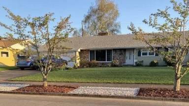 Main picture of 870 Ivy Way NE