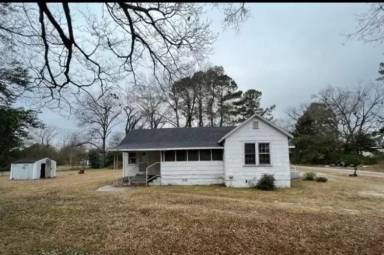 Main picture of 320 Ruby St