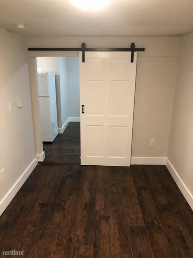 Main picture of 278 S Main St