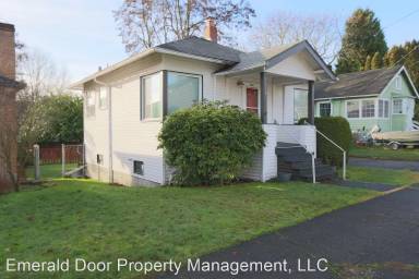 Main picture of 2819 NW 64th St