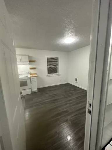 Main picture of 4975 Breanna Ln NE