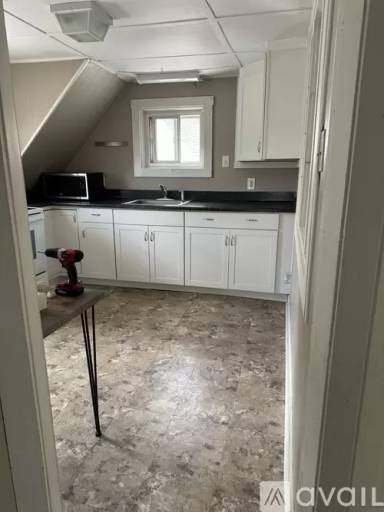 Main picture of 331 King Philip St