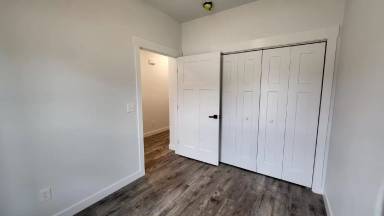 Main picture of 36 N Swan St