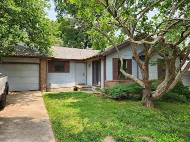 Main picture of 1239 W Grayrock Dr