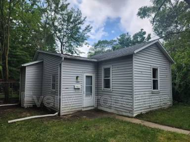 Main picture of 1133 68th St
