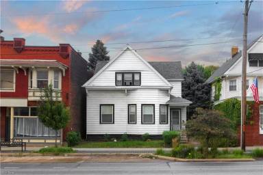 Main picture of 5213 Fleet Ave