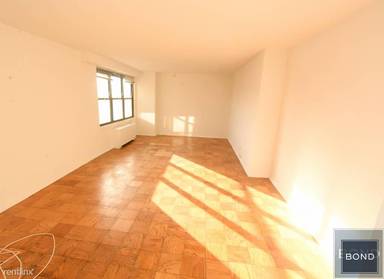 Main picture of 240 E 82nd St Apartment