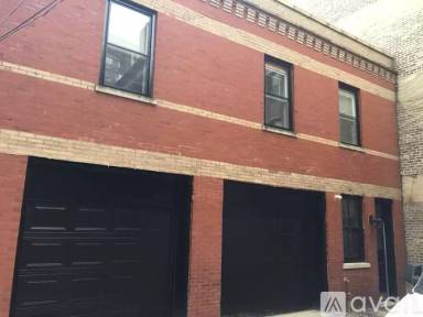 Main picture of 509 W Briar Pl