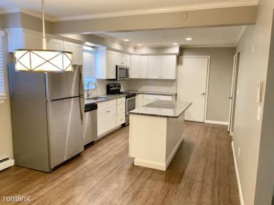 Main picture of 2030 Clarendon St