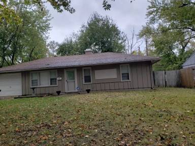 Main picture of 11014 Booth Ave