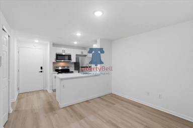 Main picture of 4834 Penn St