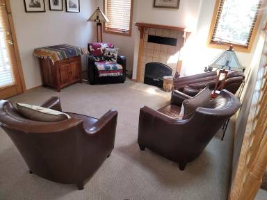 Main picture of 357 Snow King Loop