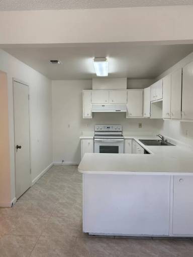 Main picture of 7543 Saint Philomena Way
